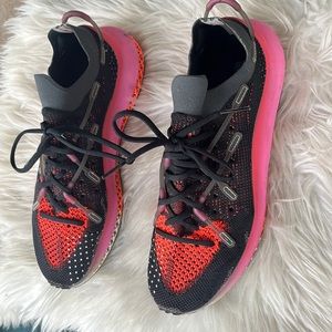 Adidas 4D Fusio - black and pink - great condition